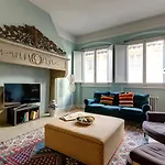 Frida Luxury Apartment By Mamo Florence